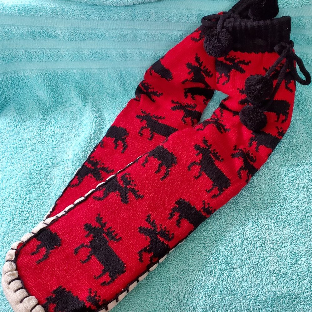 Red reindeer cabin socks